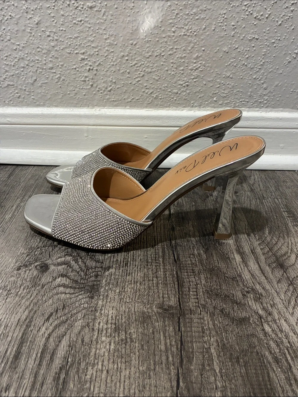 Wild Pair Silver Rhinestone Slide Mules - Picture 5 of 11